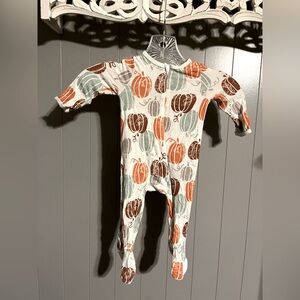 Lullaby Lane pumpkin print bamboo zippy
